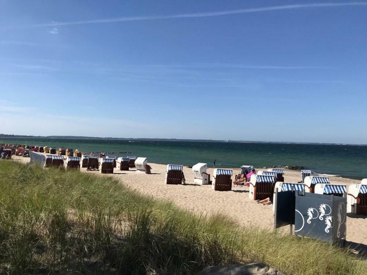 Ferienwohnung direkt am Strand der Ostsee Timmendorfer Strand Exterior foto